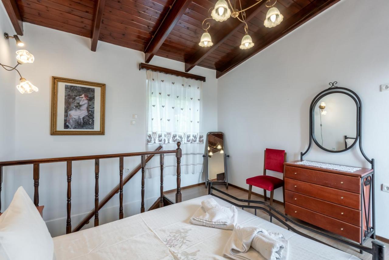 Aroni Cretan Comfortable House - Hamam Suites Aroni Exterior photo
